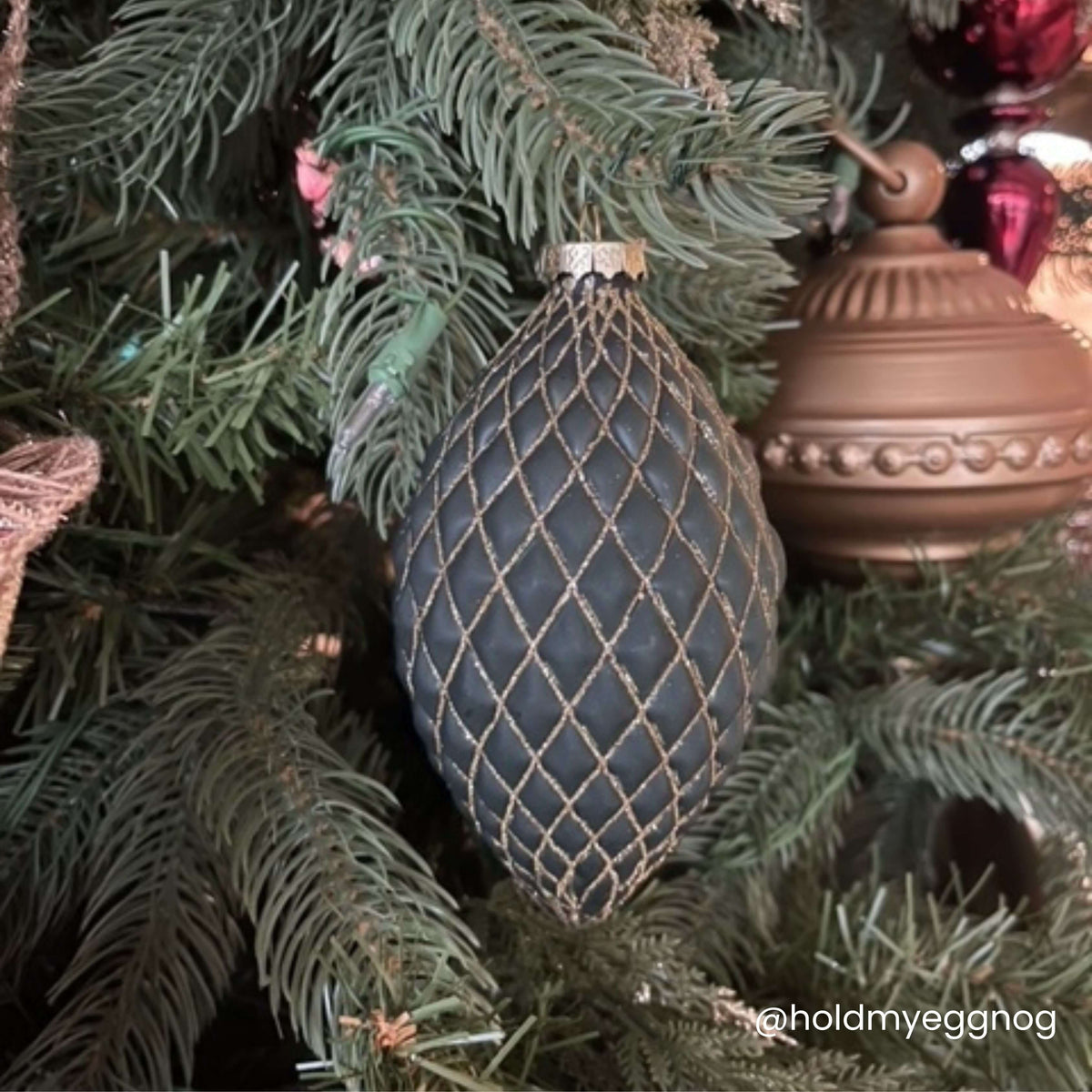 MOLDED GLASS ORNAMENT