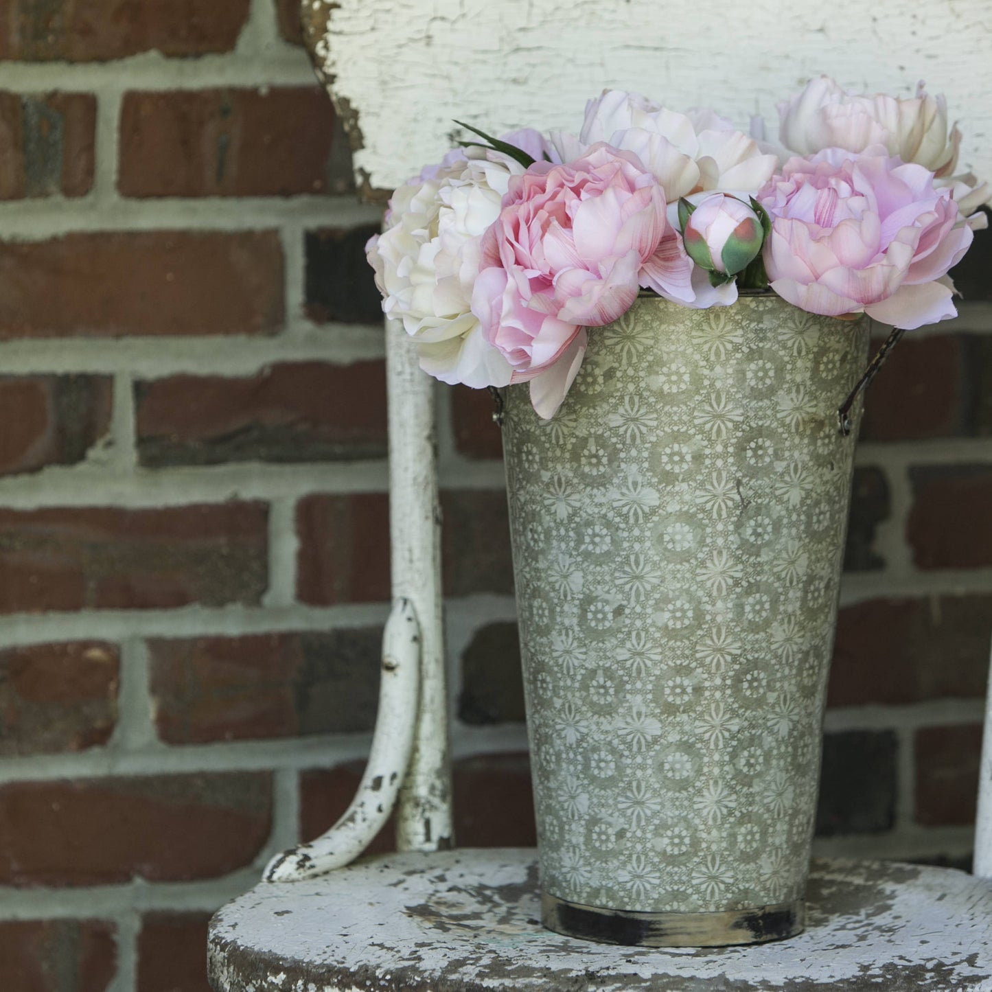 Cottage Floral Vintage Garden 8x14 Florist Bucket Metal